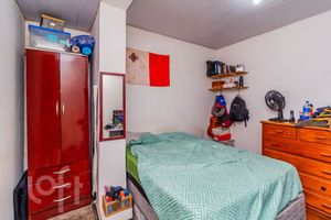 Image 19 - 827180