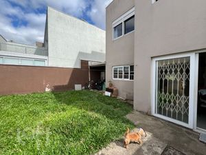Image 10 - 827222
