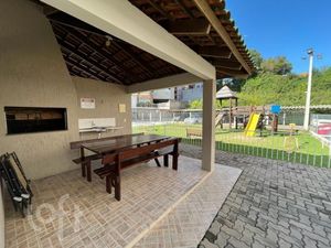 Image 10 - 827317