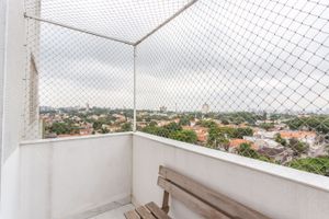 Image 11 - 827331
