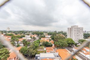 Image 15 - 827331