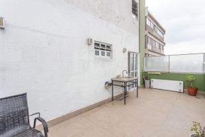 Image 32 - 827331