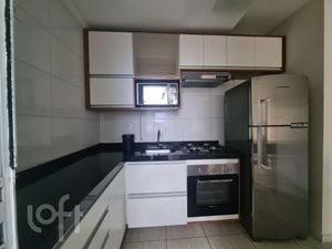 Image 8 - 827591
