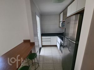 Image 7 - 827591