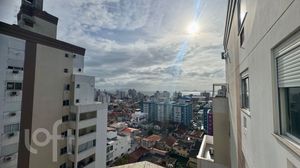 Image 12 - 827940