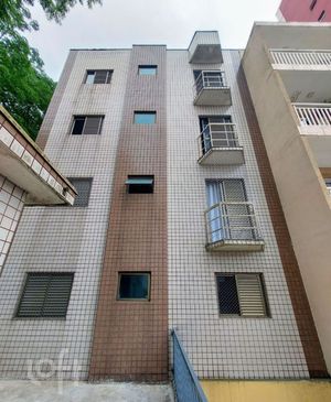 Image 21 - 828173