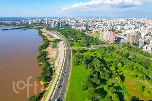Image 17 - 828186