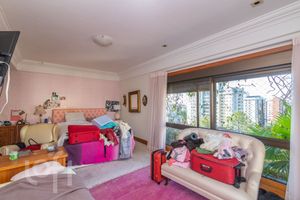 Image 28 - 828194