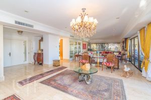 Image 1 - 828194