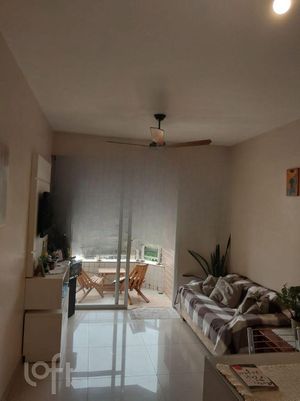 Image 1 - 828216