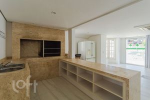 Image 66 - 828222