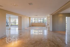 Image 6 - 828230