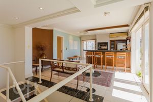 Image 33 - 828270