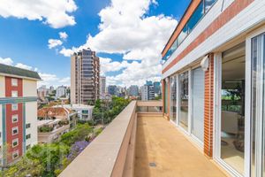 Image 11 - 828272
