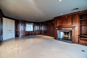 Image 81 - 828305