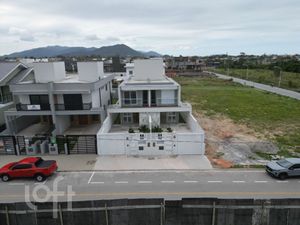 Image 5 - 828321