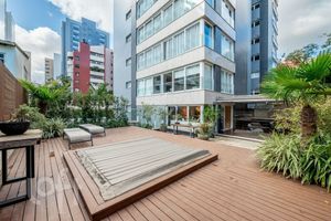 Image 22 - 828360