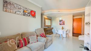 Image 3 - 828379