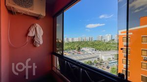 Image 6 - 828379