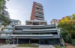 Image 14 - 828386