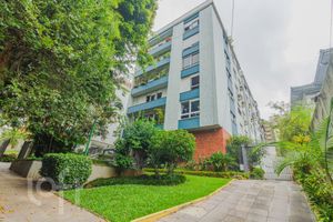 Image 33 - 828407