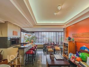 Image 1 - 828427