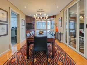 Image 9 - 828427