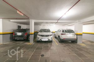 Image 61 - 828453