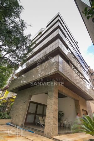 Image 66 - 828453