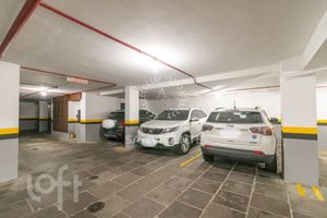 Image 62 - 828453