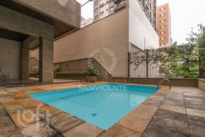 Image 59 - 828453