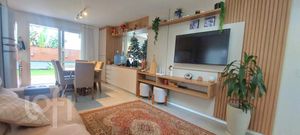 Image 6 - 828476
