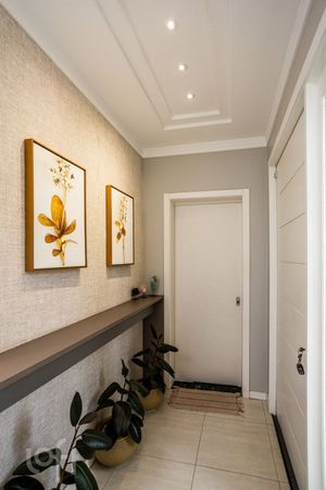 Image 18 - 828515