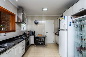 Image 14 - 828515
