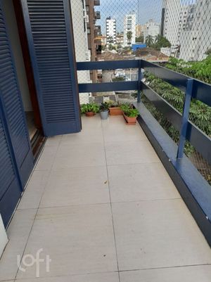 Image 6 - 828555