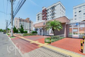 Image 25 - 828571