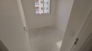 Image 3 - 828643