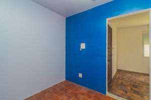 Image 18 - 828698