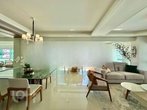 Image 1 - 828730