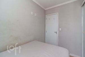 Image 13 - 828785
