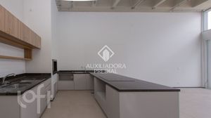 Image 3 - 828858