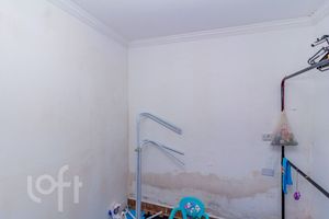 Image 19 - 828861