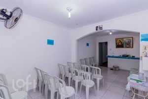 Image 2 - 828861