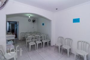 Image 0 - 828861