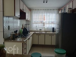 Image 5 - 828880