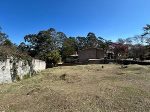 Image 3 - 828883