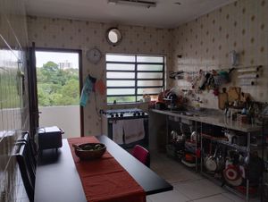 Image 1 - 829026