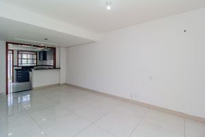 Image 5 - 829051