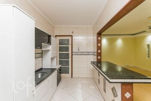 Image 3 - 829070