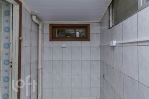 Image 22 - 829070
